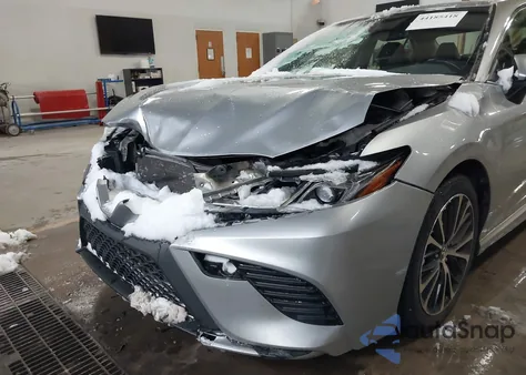 2018 Toyota Camry Se z USA, uszkodzony, nr VIN JTNB11HK6J3014353